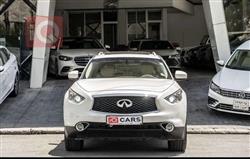 إنفينيتي QX70